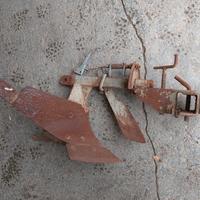 aratro per motocoltivatore 