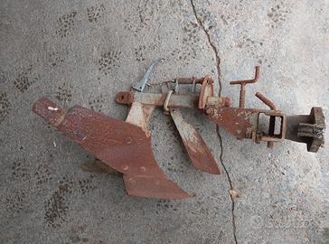 aratro per motocoltivatore 