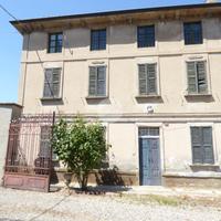 CASA SEMINDIPENDENTE A ZENEVREDO