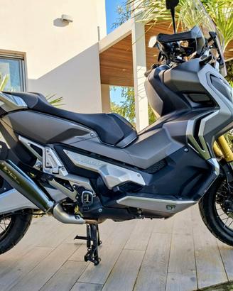HONDA X-ADV 750  – PERFETTA