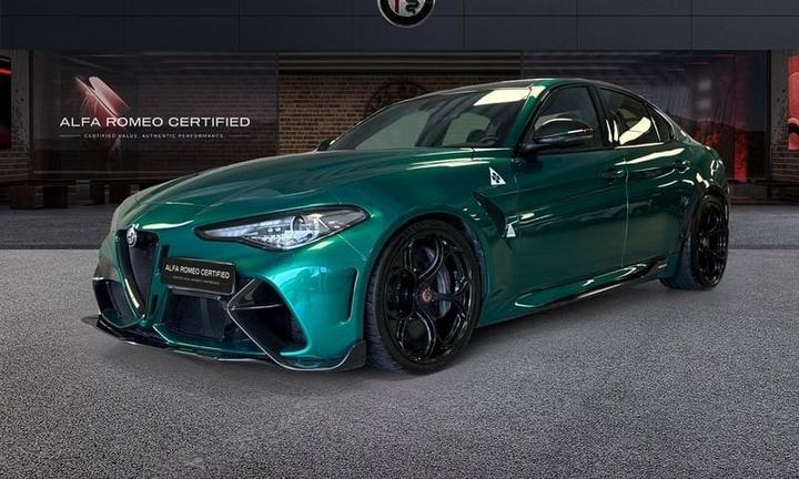 Alfa Romeo Giulia 2.9 V6 540CV GTAm AT8