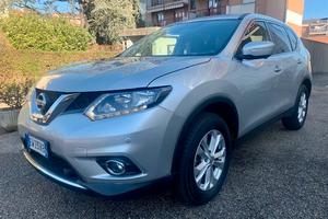 Nissan X-Trail 1.6 dCi PREMIUM NAVIGAT-RETROC. FUL