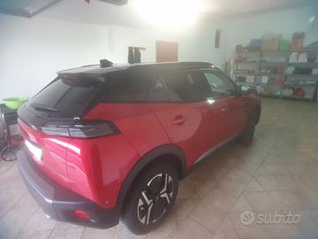 Peugeot 2008 gt hibrid