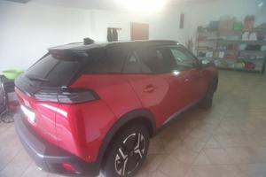 Peugeot 2008 gt hibrid