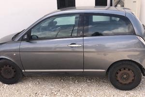 LANCIA Y BENZINA/GPL