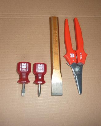 Set Wurth cacciaviti + scalpello lamiera + cesoia