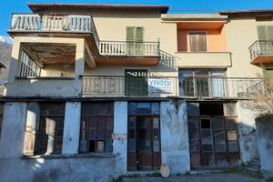 Stabile da ristrutturare