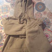 Completino Bimba beige/tortota felpa e pantalone.