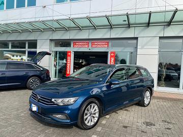 VOLKSWAGEN Passat Variant 2.0 TDI SCR 122 CV EVO