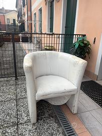 Poltrona da restaurare