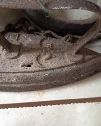 ferro da stiro lampada e boraccia