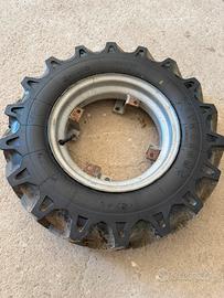 Gomme con cerchi Firestone