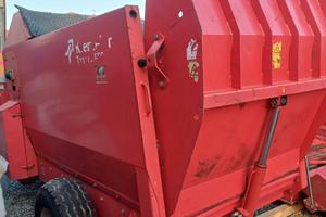 Lancia paglia Kverneland