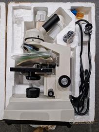 Microscopio biologico semiprofessionale