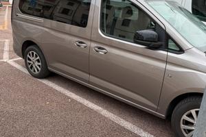 Ford gran tourneo connect 1500 ecoboost 114 cv