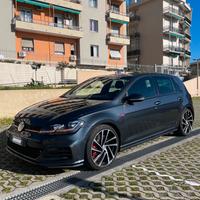 Volkswagen Golf 7.5 GTI Performance 245 cv Manuale