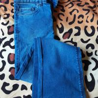 Pantaloni donna a zampa di elefante