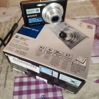 Fotocamera Sony DSC-V320