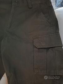 Pantaloni corti 