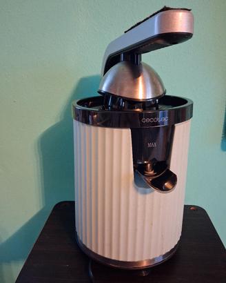 spremiagrumi elettrico cecotec