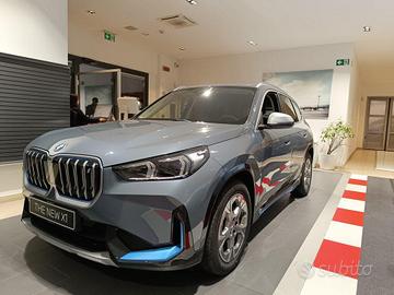 BMW iX1 30 xdrive X-Line