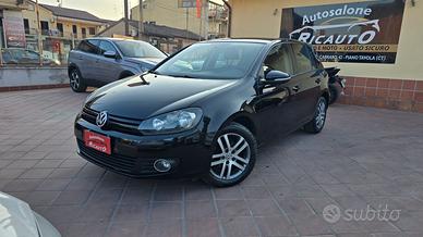 Volkswagen Golf 1.6 TDI DPF DSG 5p. Highline