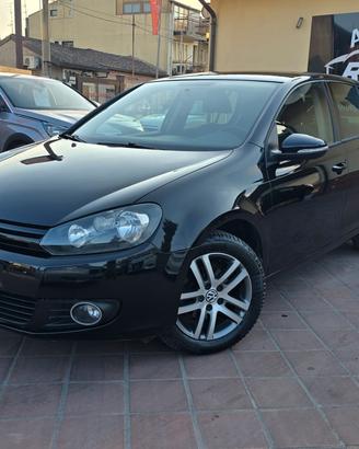 Volkswagen Golf 1.6 TDI DPF DSG 5p. Highline