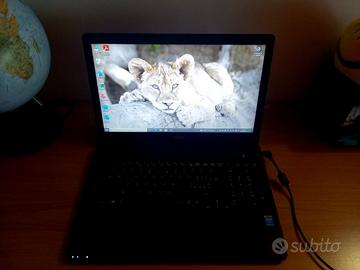 PC Fujtsu lifebook A555