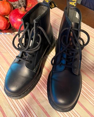 Dr. Martens 101 donna Tg 39 EU - nuovo con scatola