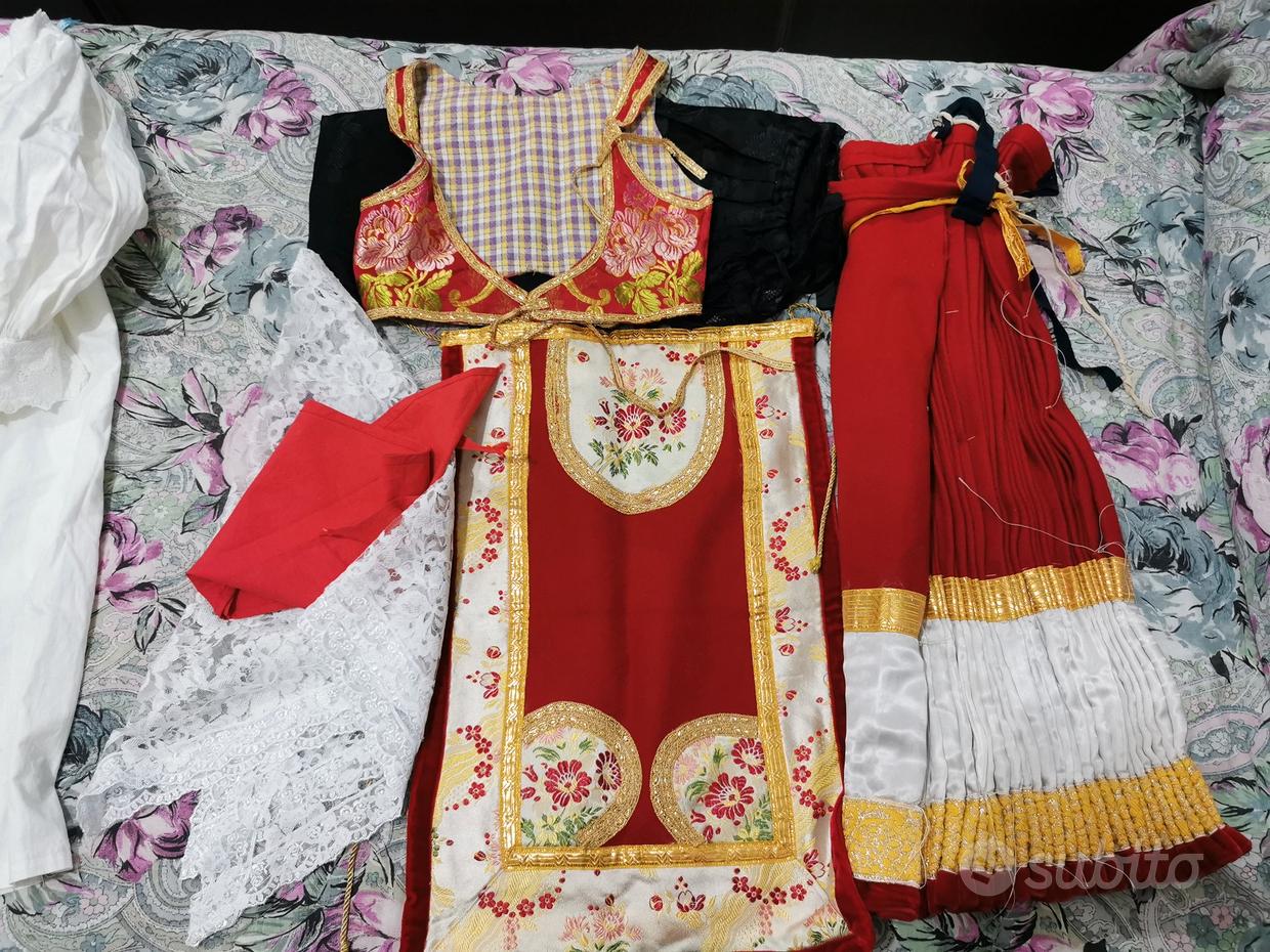 Gonna costume sardo Vendita in Abbigliamento e accessori