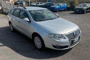 Volkswagen Passat 2.0 TDI DPF Var. Comfortline