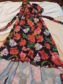 vestito con fantasia a fiori