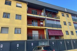 Appartamento di 100 m² con 4 locali e box auto a C