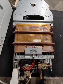 SCALDACQUA A GAS 11 LT