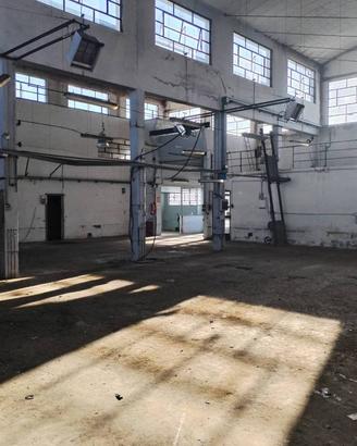 Immobile di 1000 m² a Lugo