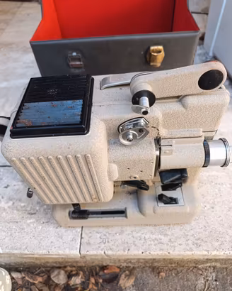 Proiettore EumigP9 Automatic