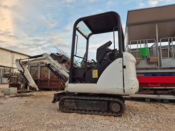 Miniescavatore Bobcat 320D carro fisso del 2003