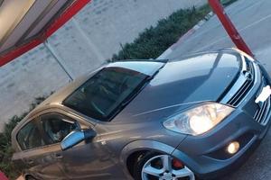 Opel Astra H 