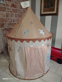 tenda, cucina , tavolino ecc