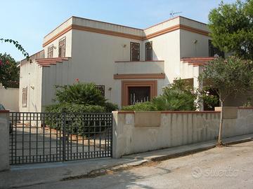 Campobello di Mazara Villa 2 livelli Dépendance