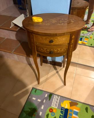 Tavolino porta telefono