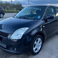 Suzuki Swift 1.3 4x4 5p. GL