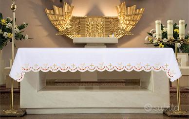 Tovaglia d’altare con ricamo frontale con motivi