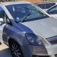 Ricambi Opel Zafira B anno 2006 cil. 1.9 CDTI
