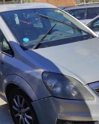 Ricambi Opel Zafira B anno 2006 cil. 1.9 CDTI
