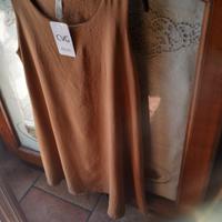 Abito marrone smanicato con taschine ,nuovo