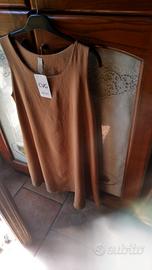 Abito marrone smanicato con taschine ,nuovo