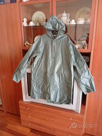 GIACCONE IN GOMMA IMPERMEABILE con cappuccio