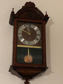 Orologio a pendolo vintage