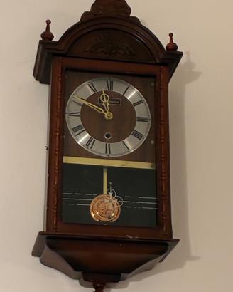 Orologio a pendolo vintage